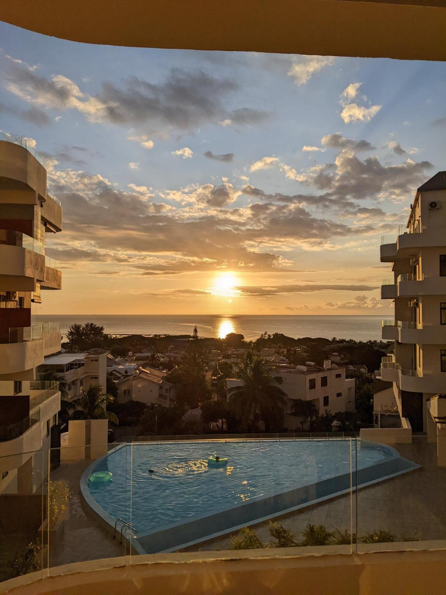 Seaview Serenity Apartment Flic en Flac Luaran gambar